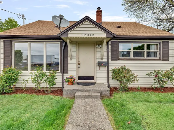 22043 SE Oak St, Gresham, OR 97030
