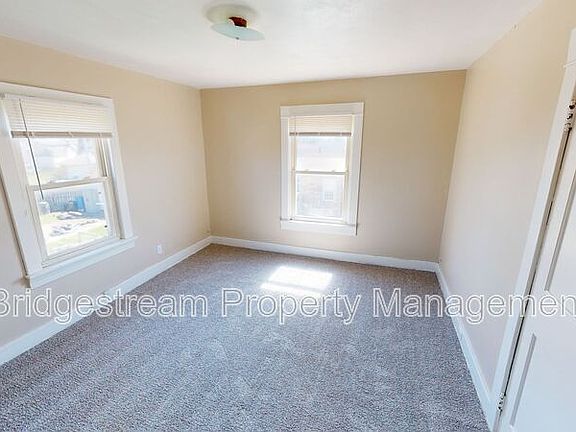 3rd image of 1116 Watervliet Ave #A