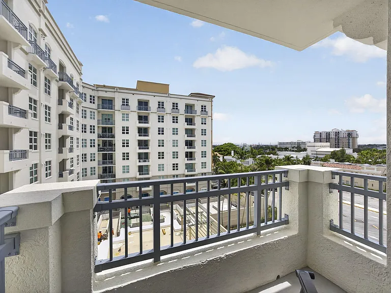 403 S Sapodilla Ave #502 — Photo 22