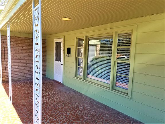 Large Private Front Porch