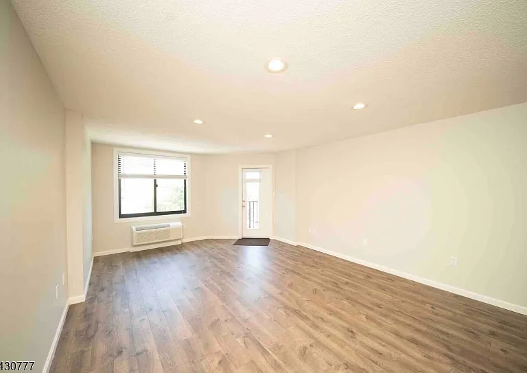 115 Polifly Rd #5D — Photo 3