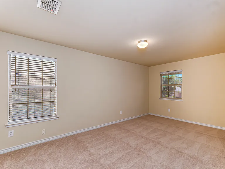 5946 Harbor Glen Dr — Photo 16
