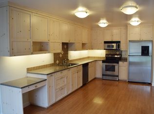 3422 Redhook Ln, Alameda, CA 94502
