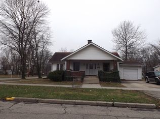 229 S Camp Ave, Olney, IL 62450