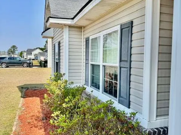 273 Owens St NE, Ludowici, GA 31316