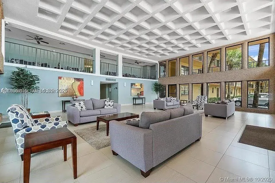 Isle Of Sandalfoot Condo — Photo 2