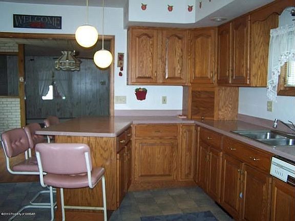 Oak kitchen