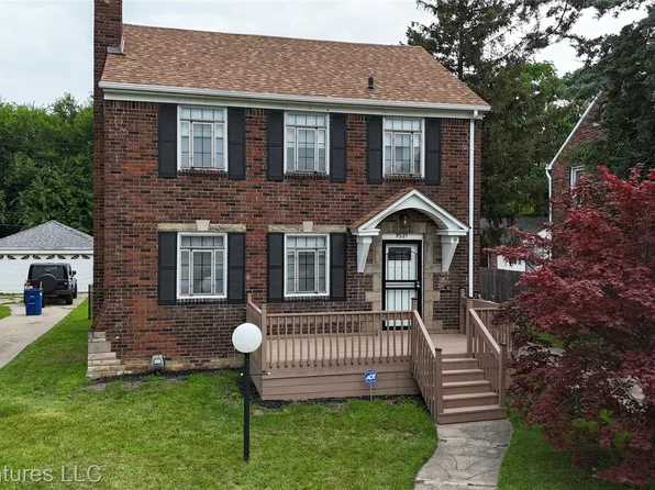 9527 E Outer Dr, Detroit, MI 48213