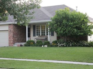 7515 S 37th St, Lincoln, NE 68516