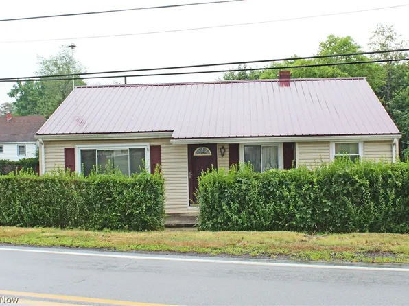 489 Rockdale Rd, Follansbee, WV 26037