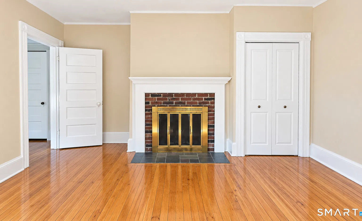 1 bed, 1200 sqft, $1,900 — Photo 2