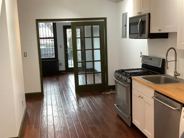 259 Melrose Street image 1 of 17