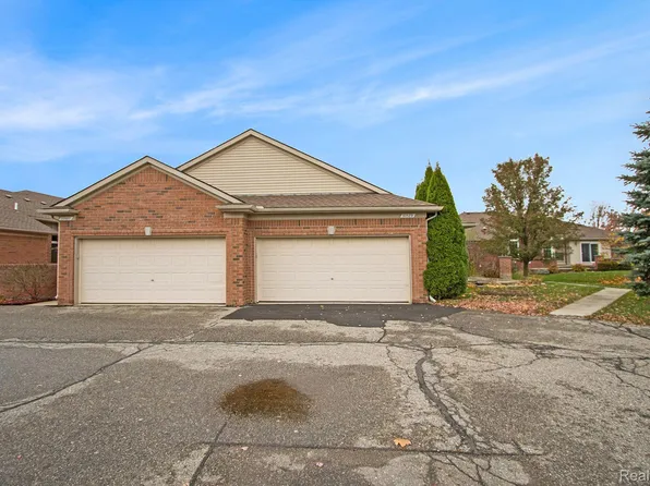 30589 Sabrina Ct, Chesterfield, MI 48051
