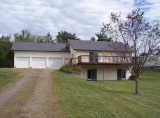 37108 Sara Ln, Avon, MN 56310