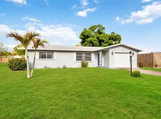 181 Sandhurst Dr, Venice, FL 34293