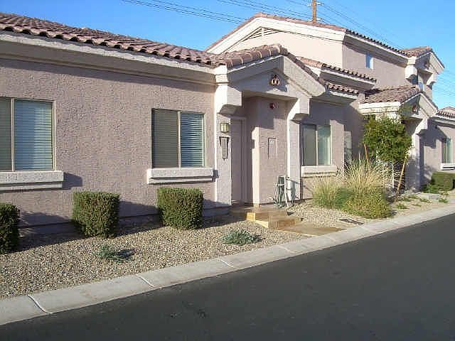 1st image of 15598 N Hidden Valley Ln