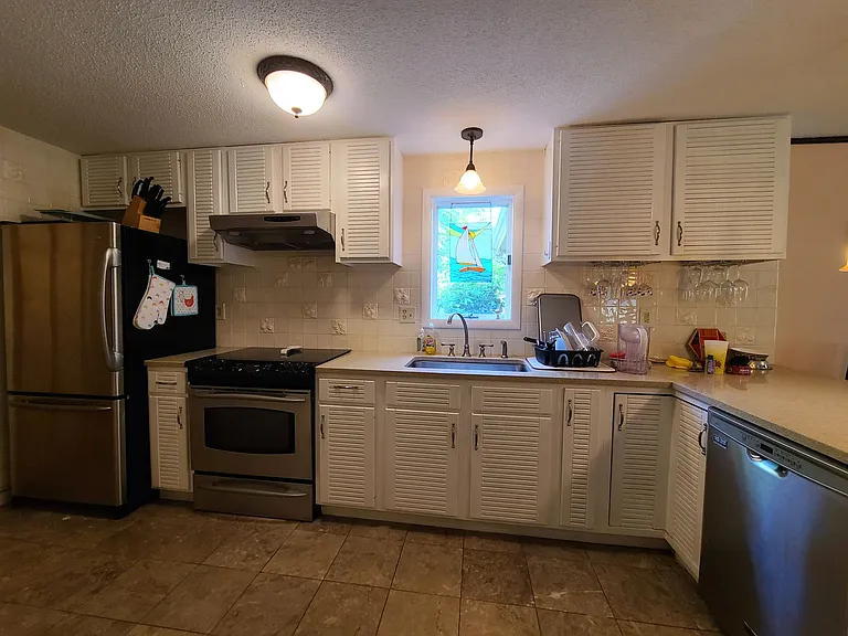 3123 S Lakeshore Dr — Photo 5