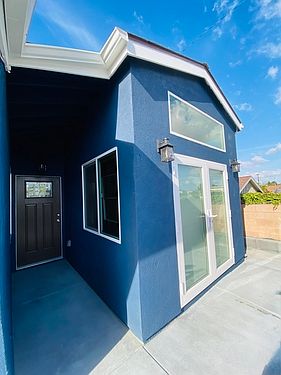 2nd image of 20374 Wayne Ave #2
