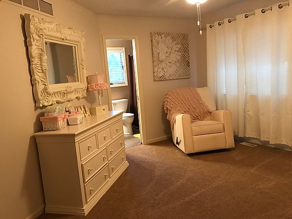 5th image of 1802 Amberwood Dr