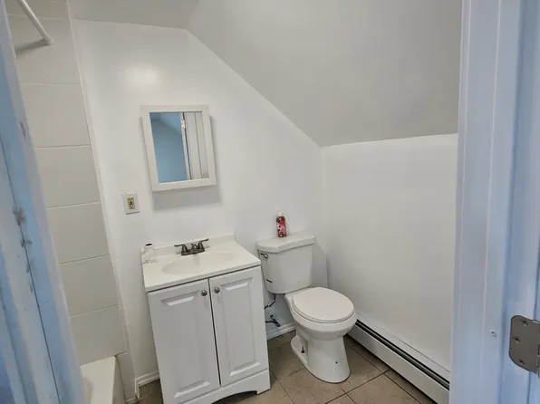 174-178 Pixlee Pl #3, Bridgeport, CT 06610