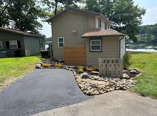 3080 Steeple Hill Rd, White Lake, MI 48383