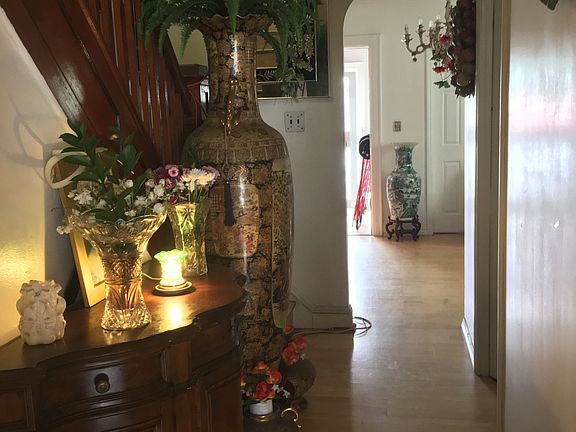 5th image of 8815 Saint James Ave