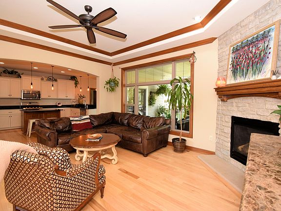 4th image of 628 S 18th Ave