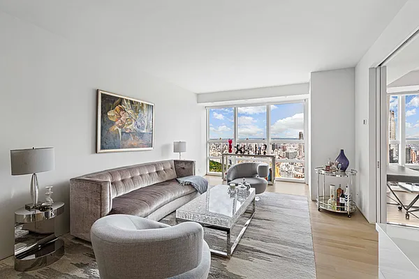 Sold by Nest Seekers International | media 2