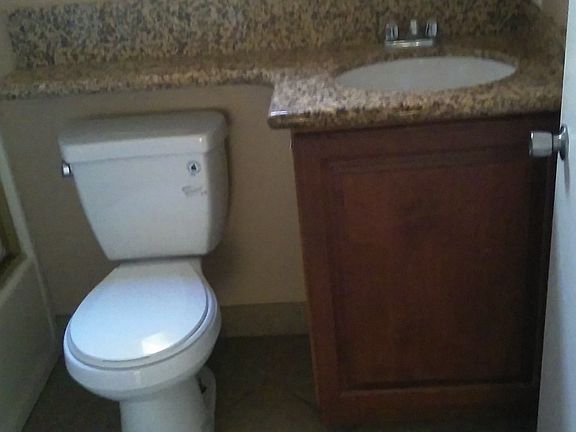 4th image of 3924 W 113th St APT 3