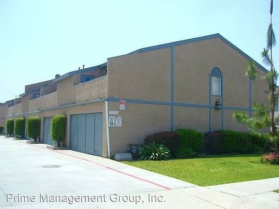 3rd image of 3160 Vineland Ave APT 09
