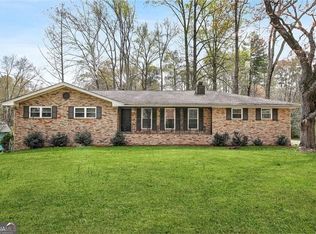 6428 Melrose Dr, Douglasville, GA