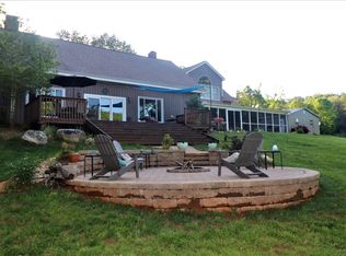 1557 Turning Tide Rd, Moneta, VA 24121