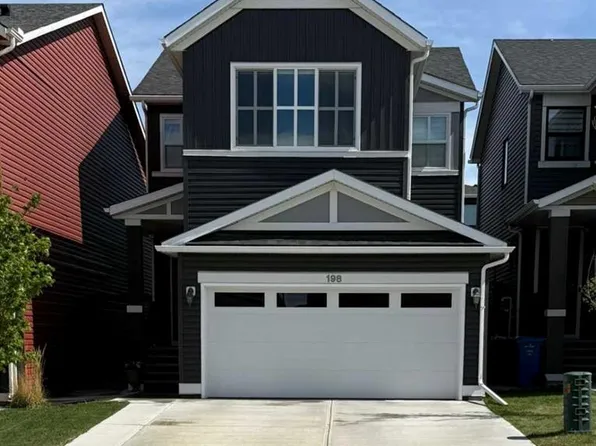 198 NW Howse Dr NE, Calgary, AB T3P 0V5