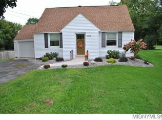 3088 Oneida St, Sauquoit, NY 13456