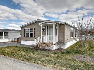 40 Lewis Farm Rd, East Greenwich, RI 02818