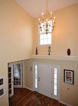 3rd image of 1216 Camarta Dr