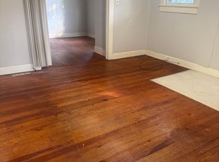 717 Tombigbee St #1, Florence, AL 35630