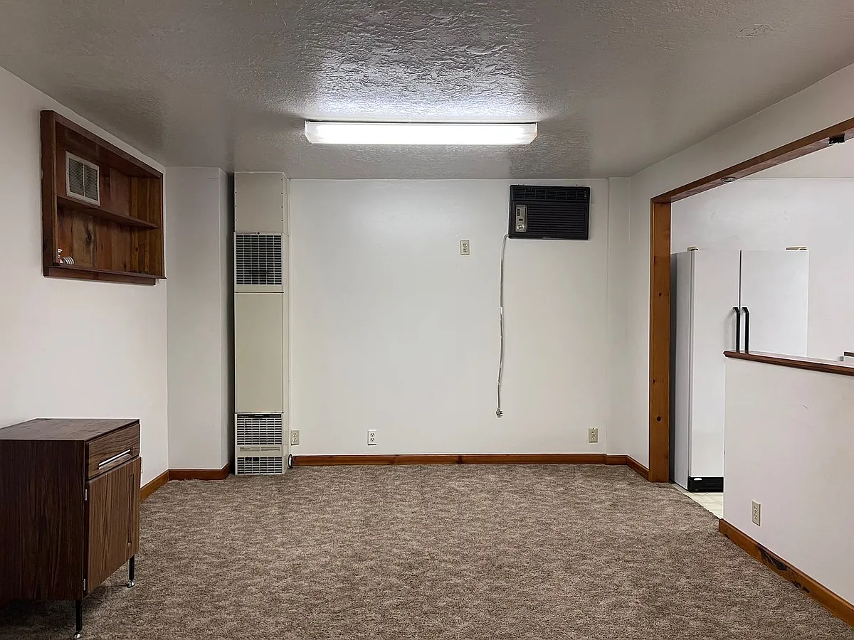 Building Photo - 772 S Main St #B