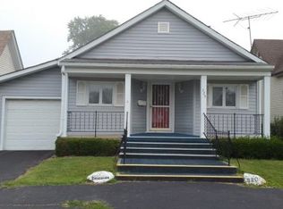 320 E 8th St, Rushville, IN