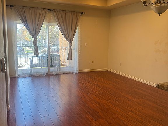 4th image of 303 W Verdugo Ave APT 101