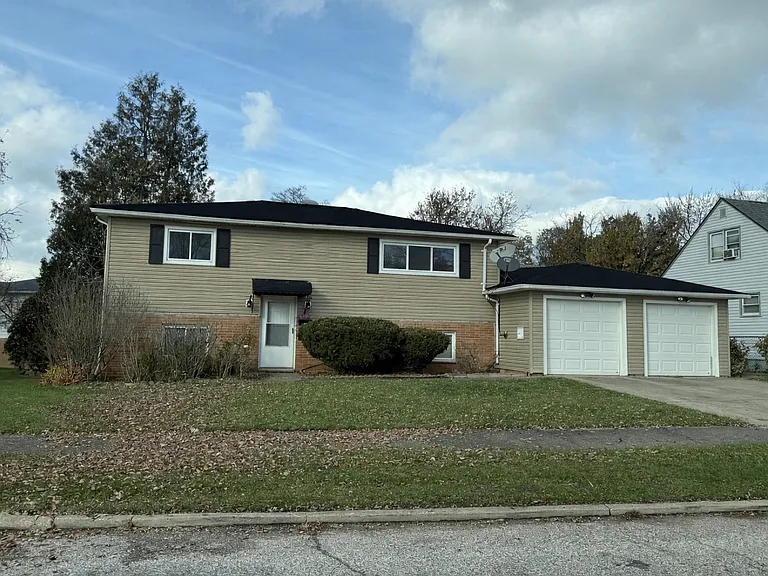 5274 Daleside Dr #2 — Photo 1
