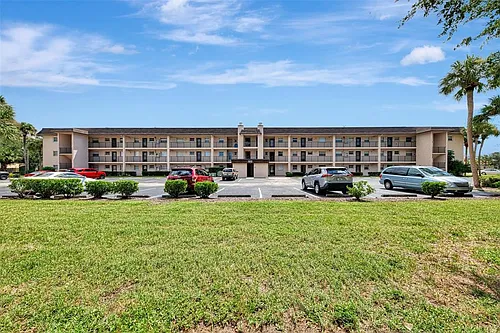 102 Capri Isles Blvd Photo 1