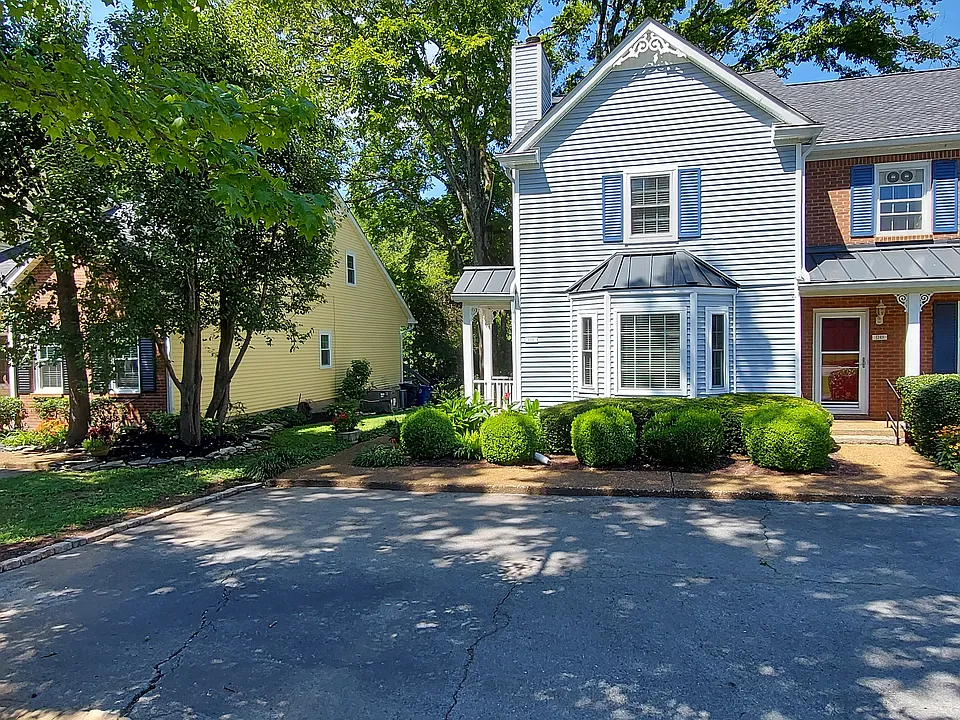 1251 Carriage Park Dr
