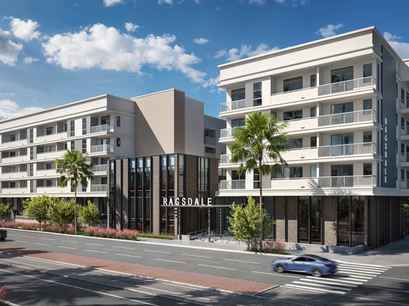 1150 E Washington St #108