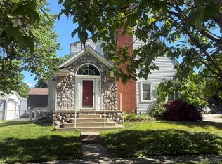6001 N Harvey St, Westland, MI 48185
