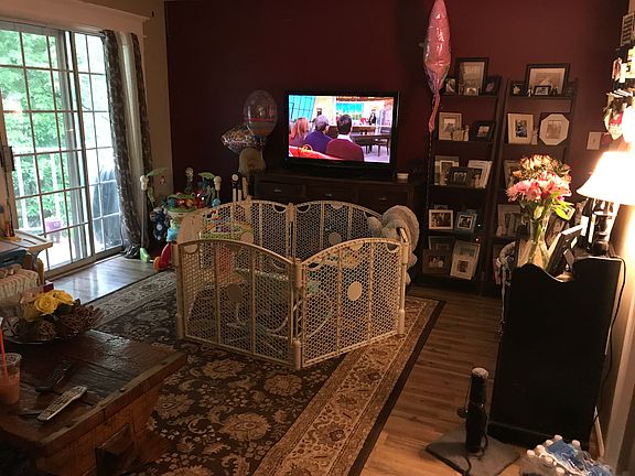 5th image of 4009 Crawford Ct