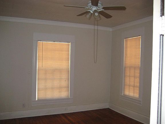 2nd image of 2256 Washington Ave APT 3