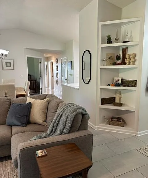 Light, open and airy