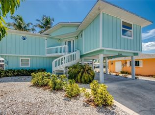 2360 Oleander St, Saint James City, FL 33956