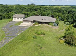 28747 145th St, Mc Gregor, IA 52157